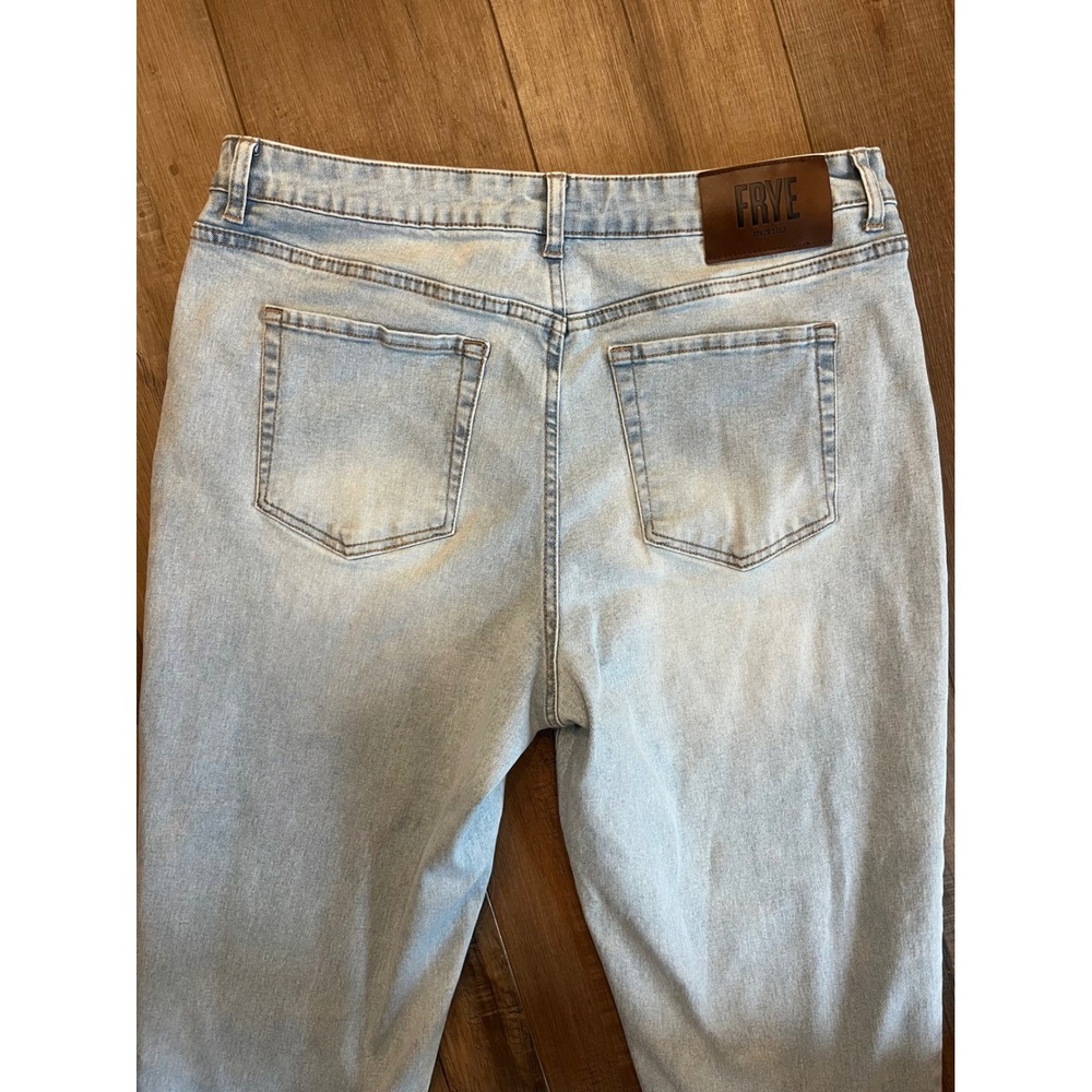 FRYE Light Wash High Waisted Straight‎ Leg Jeans Women Size 12 31 - Picture 4 of 8